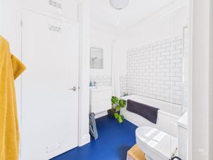 Photo 28- click for photo gallery